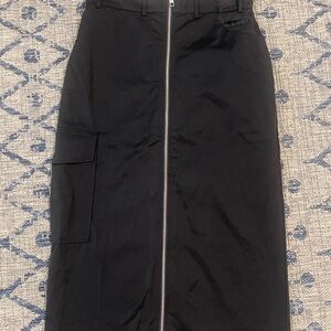 Zara- Cargo Skirt Black
